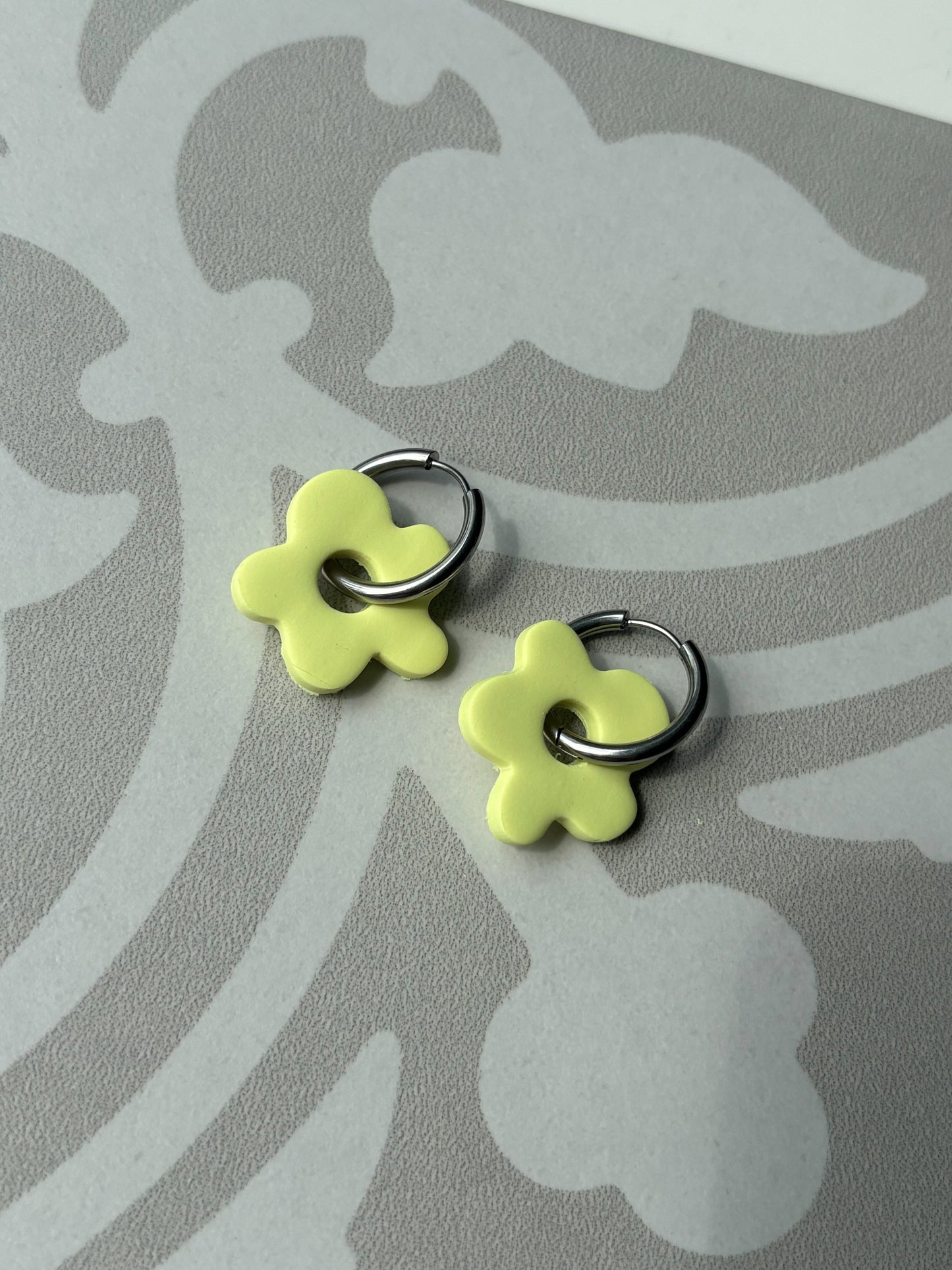 Lemonade Flower Hoops