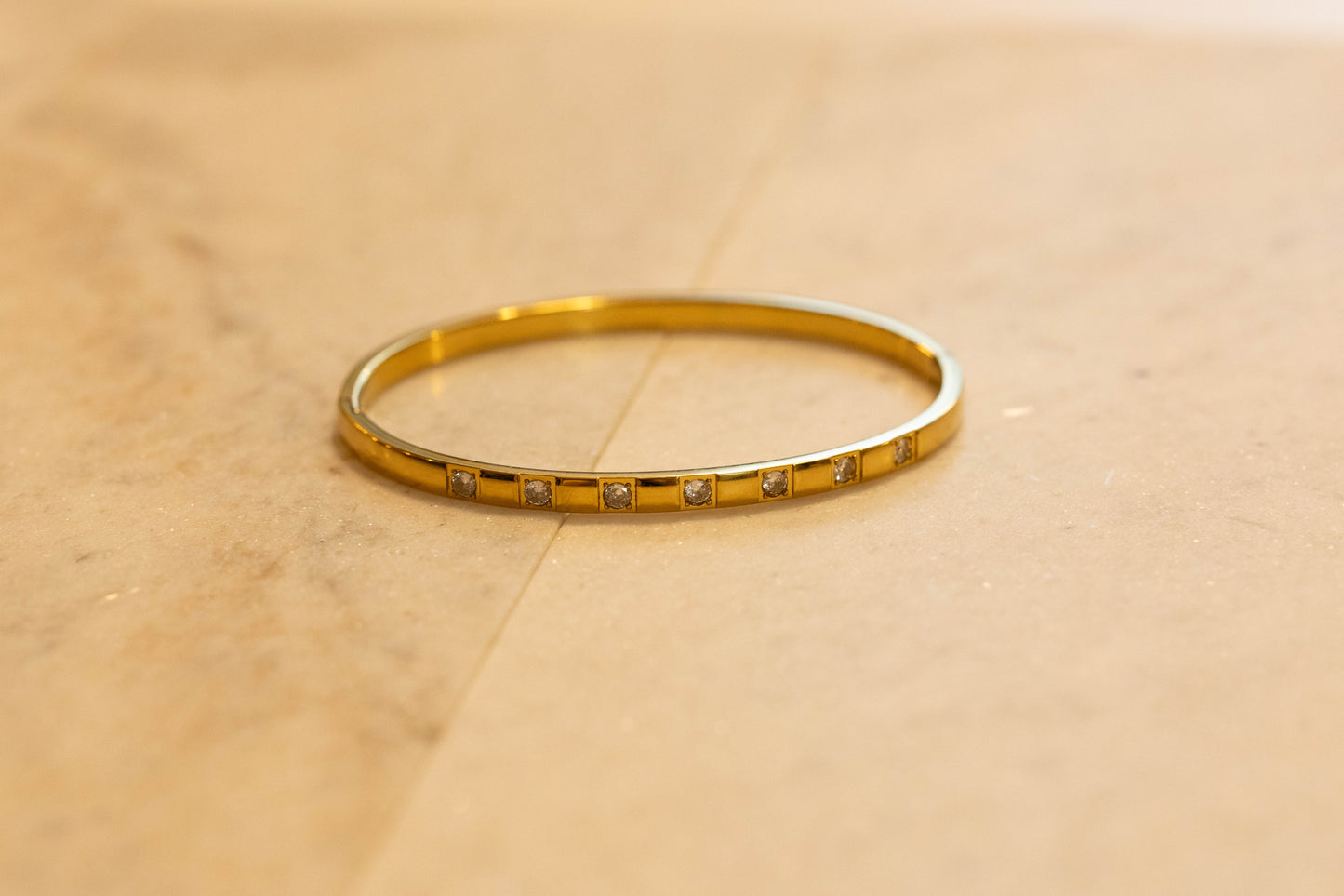 Cheryl || Hinge Bangle Bracelet