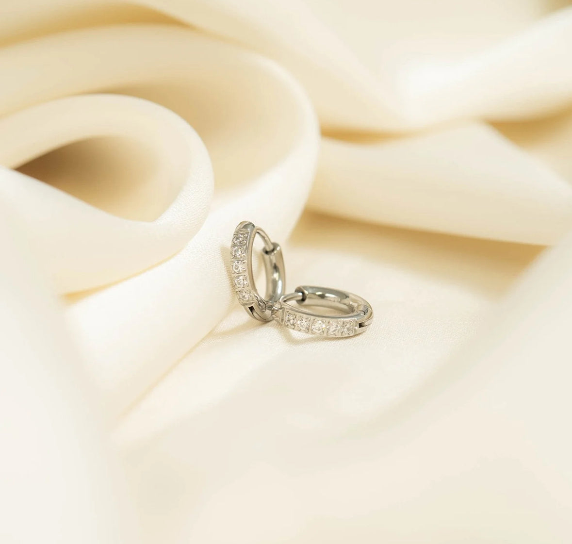 Silver or Gold Huggies