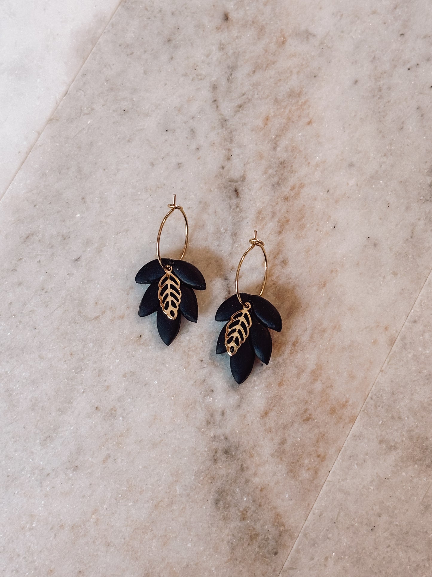 Spice hoops -Black