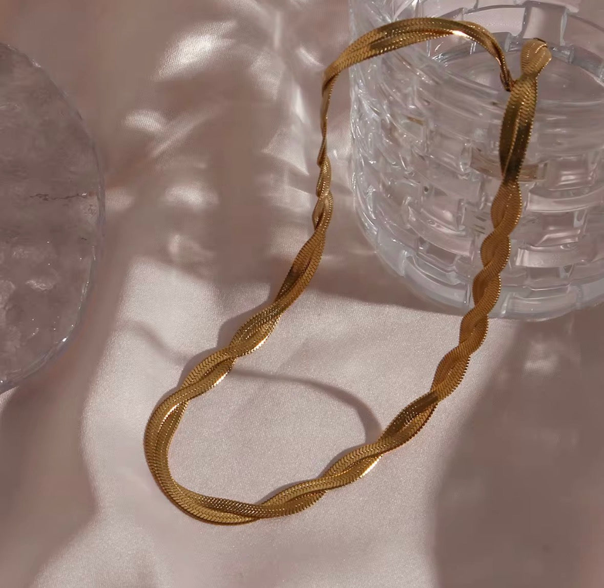 Isla Necklace