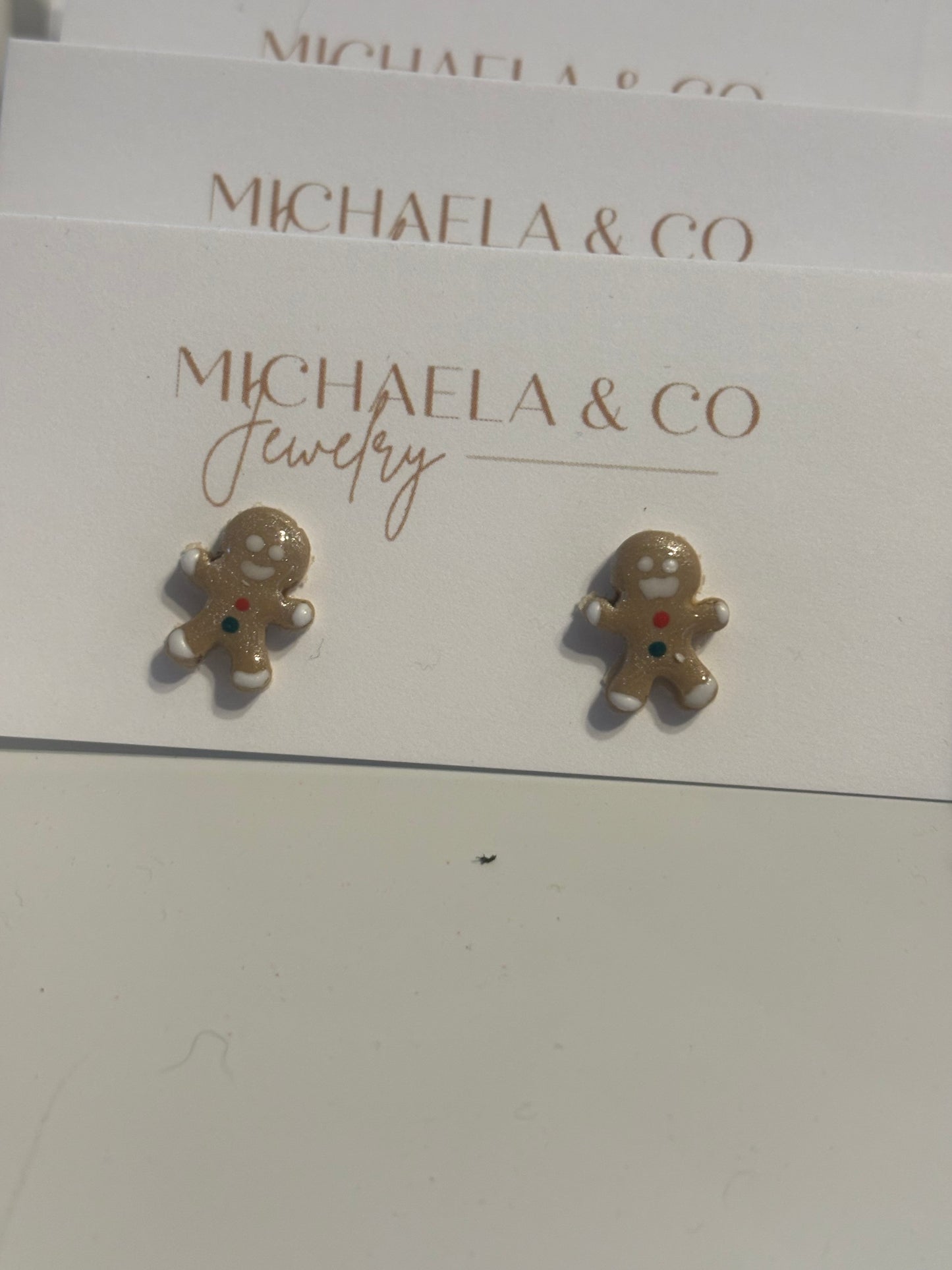 Kin’s Frosted Daydreams Inventory- Gingerbread men