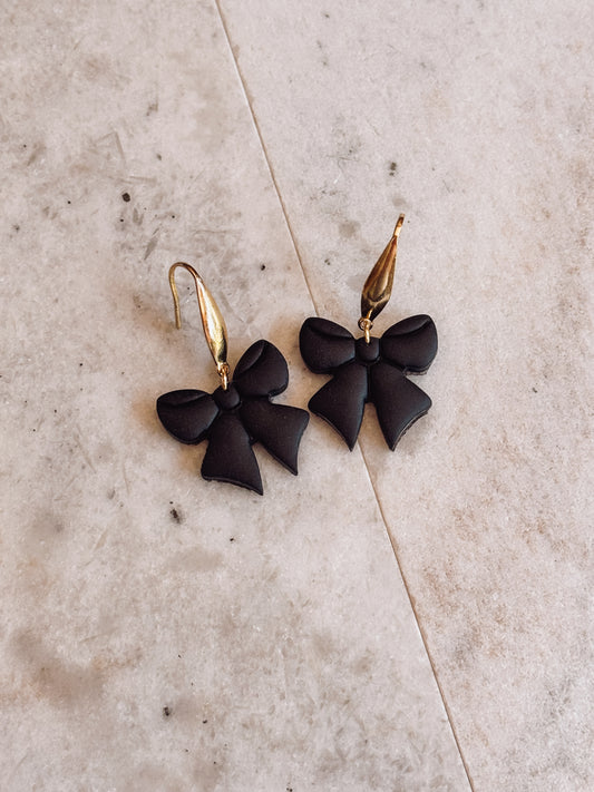 The Monroe Dangles