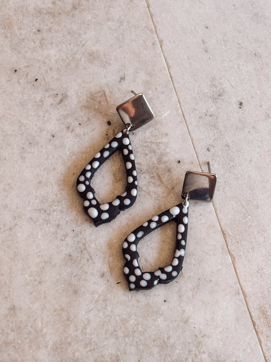 The Harlow Dangles